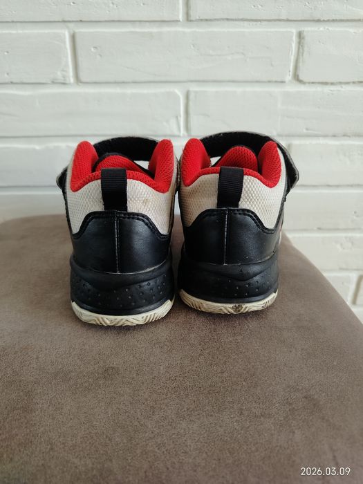 Кросівки Jordan 26,5 (16,5по устілці)