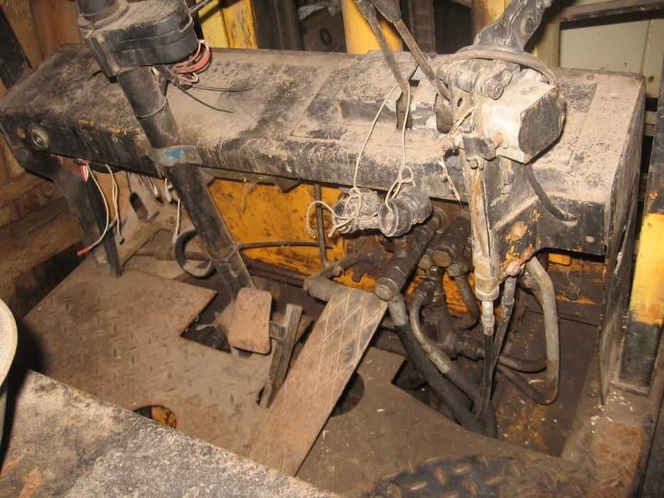 вилочний навантажувач ЕВ 717 виробництва Болгарія