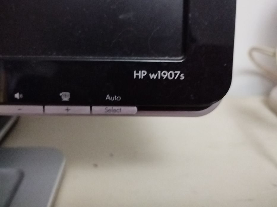 Monitor HP - 48 cm436154968876656641