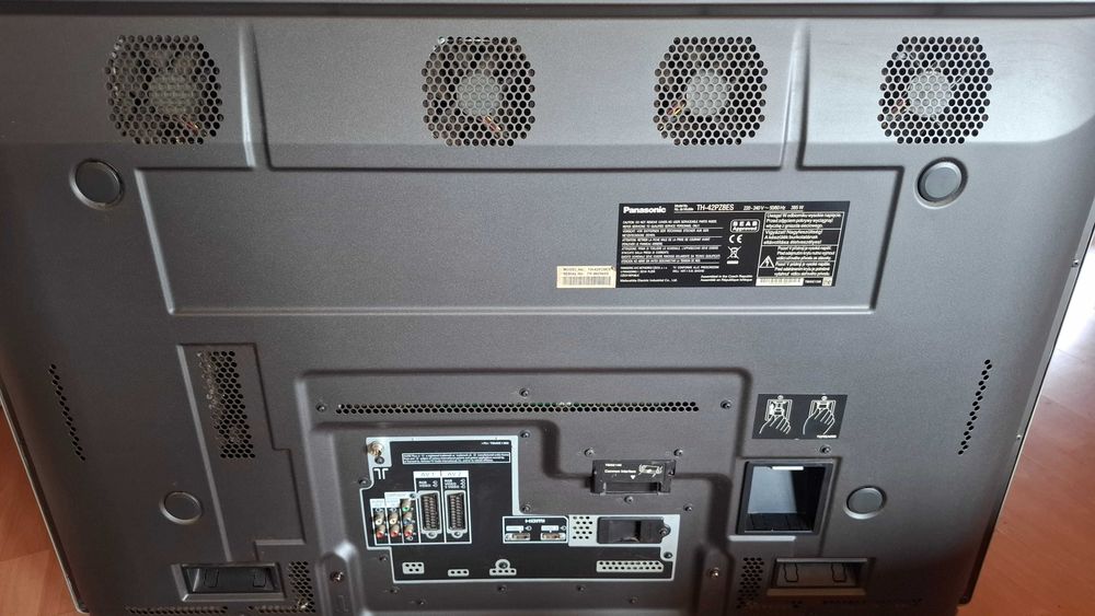 Telewizor Panasonic TH-42PZ8ES
