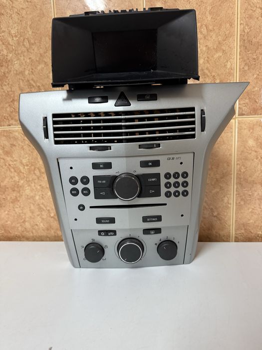 Vendo consola central completa opel astra h