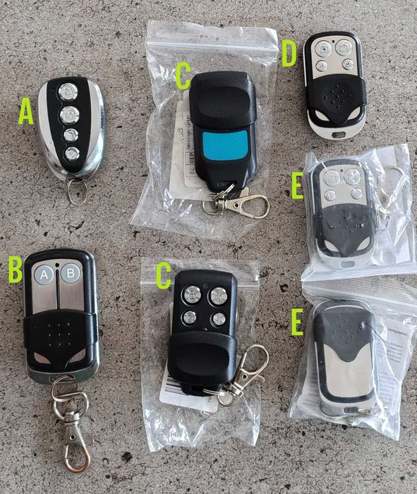 Vários comandos para portões de garagem - 433Mhz, novos e usados - 2€ a 6€