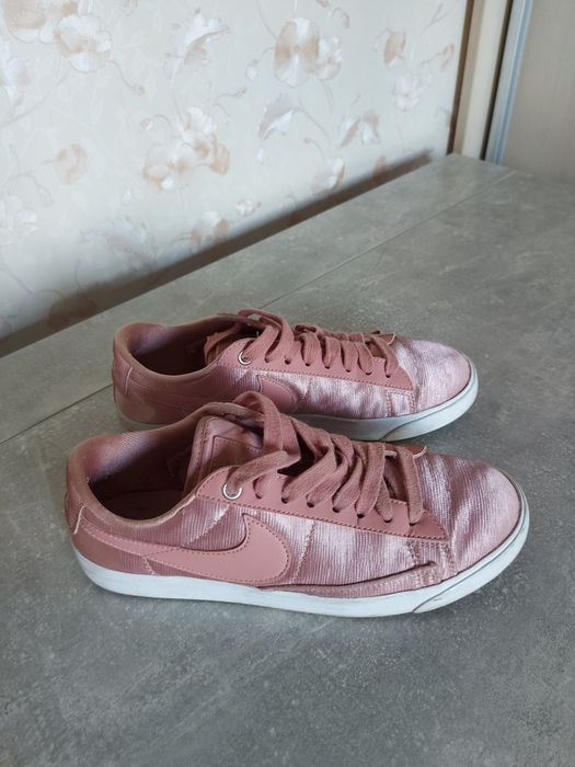 Кросівки кеди nike жіночі підліткові