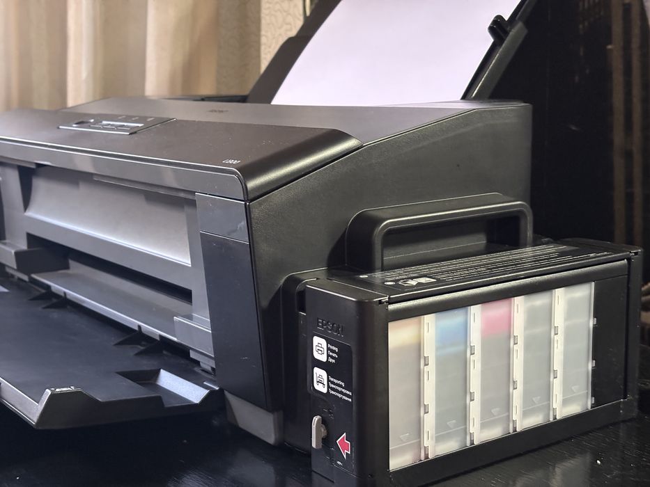 Принтер Epson L1300. Пробег 870 страничек.