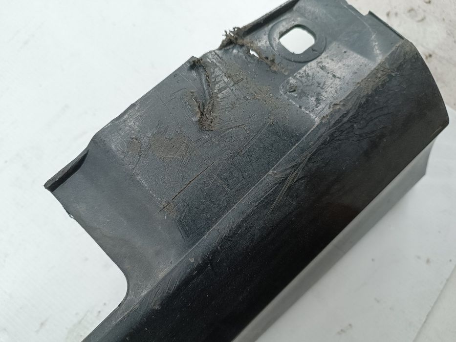 Embaladeira Plástica Esquerdo - MERCEDES-BENZ C-CLASS (W204) | 07 - 15
