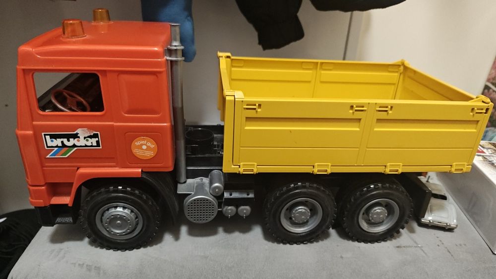 Bruder volvo skrzynia