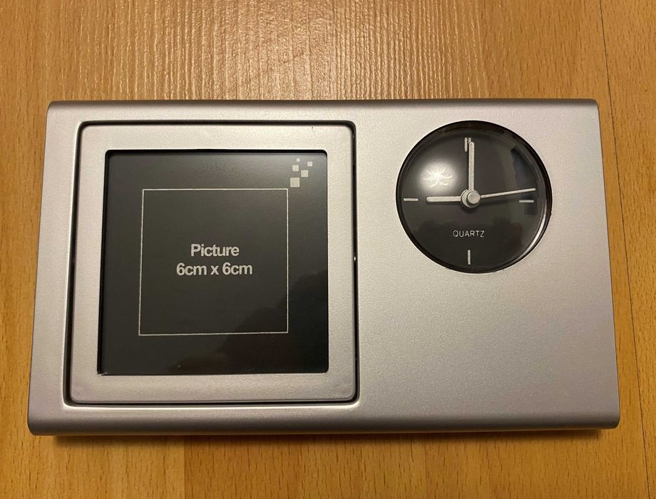 Relógio decorativo com fotografia para secretaria