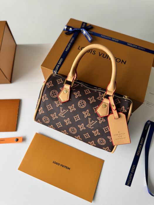 Сумка Louis Vuitton Speedy Bandouliere 20, жіноча сумка луі вітон спіді 20 см