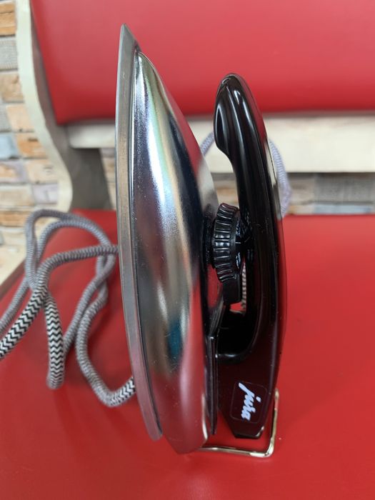 Праска дорожня або для швачки