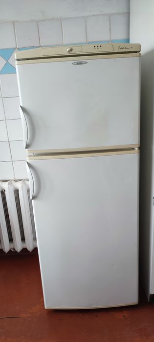 Холодильник  Amica