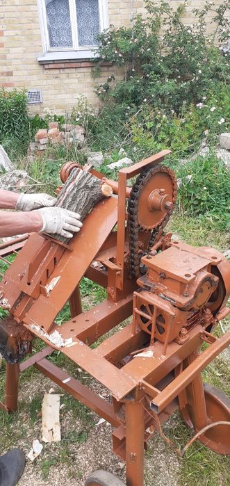 Дровокол редукторний,саморобний,на 380в.