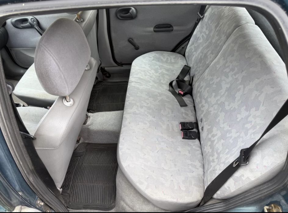 Opel Corsa ECO teto solar