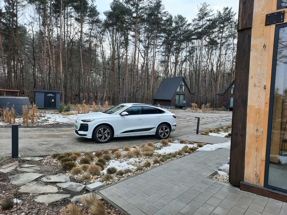 Audi Q6 na ślub, ultra nowoczesne auto z kierowcą