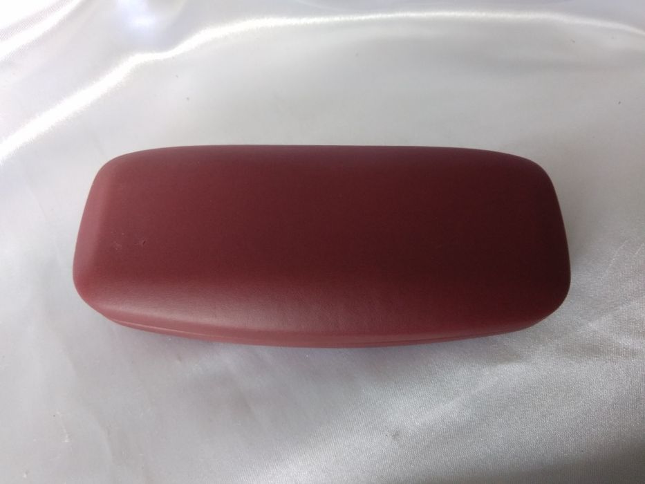 Чохол футляр для окулярів зручний на пружині хлопавка