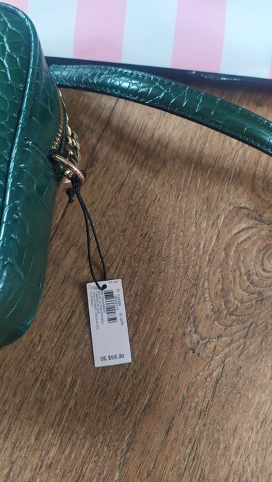 Сумочка cross body victoria's secret