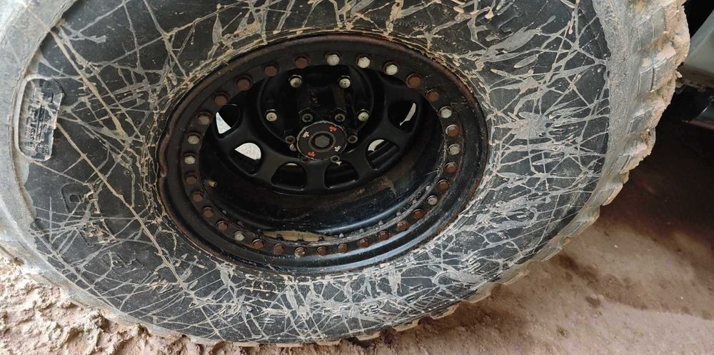 Jantes e pneus bedlock 38/12.5/15