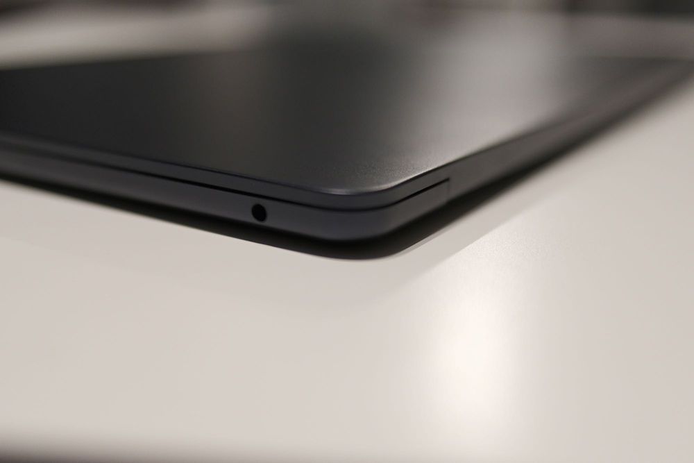 MacBook Air M2 | 16GB RAM | 512GB SSD | Midnight | Bateria 95% | Igła