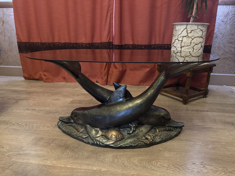 Столик для інтерʼєру