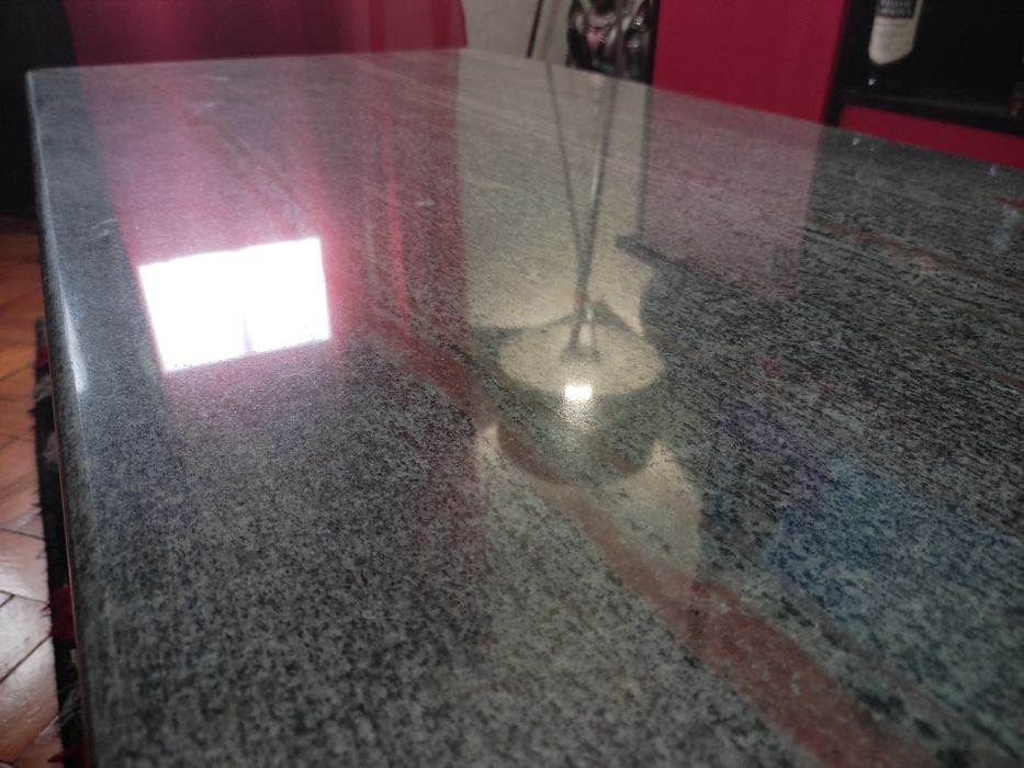Mesa de Sala de Estar