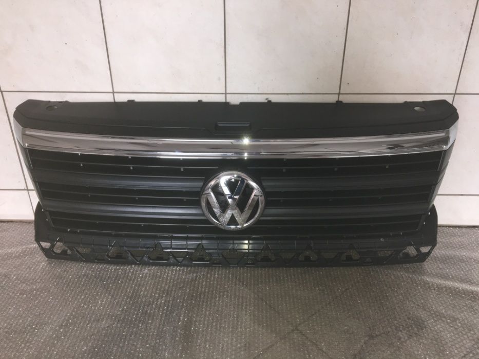Gril Grill Atrapa VW Volkswagen Crafter II 2017 --> igła .