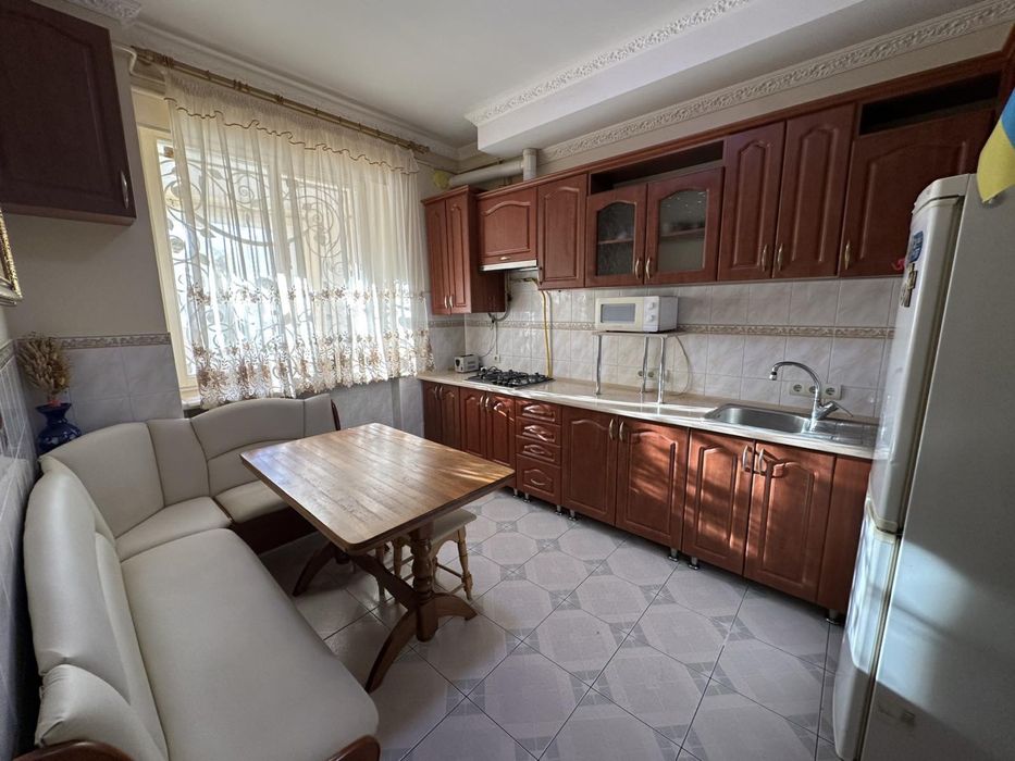 Продаж 3 кім. квартири, вул. Тисменицька, поруч річка