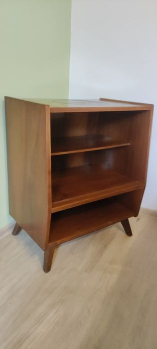 Szafka z obrotowym blatem PRL stara w dobrym stanie