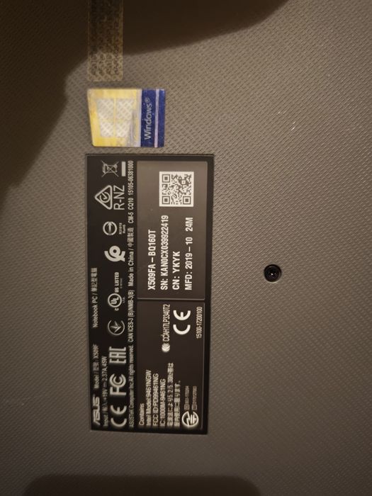 Sprzedam laptopa Asus