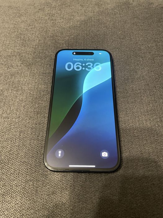Iphone 15 128gb хороший стан
