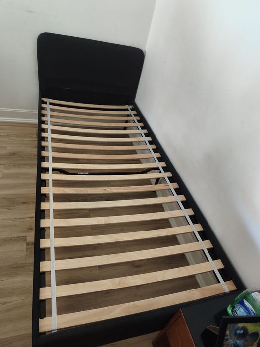 Cama Solteiro IKEA