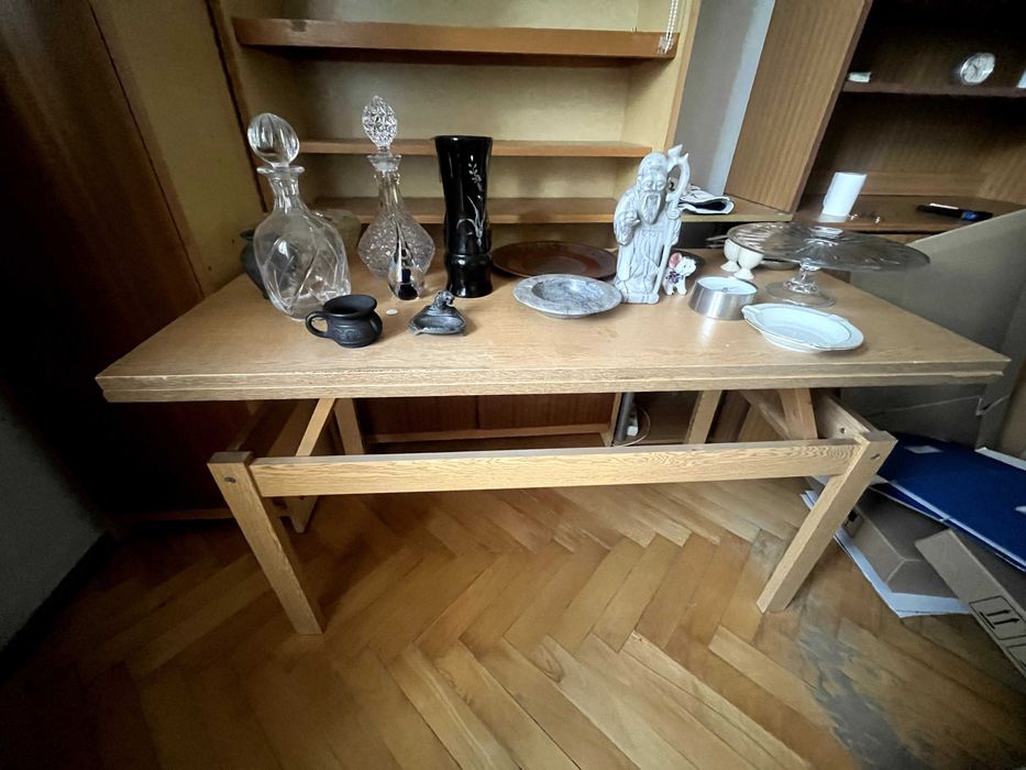 Stolik rozkładany typu jamnik
