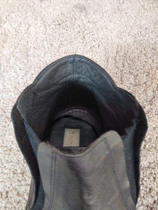 Botins em pele genuína. Oportunidade.