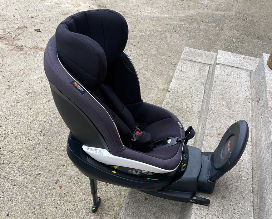 fotelik  samochodowy z bazą BeSafe iZi Modular i-Size RF