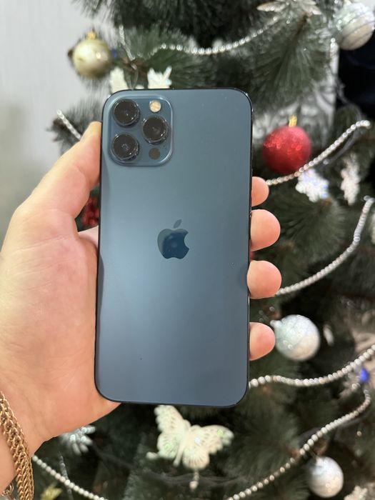 Iphone 12 pro max чудовий стан, все працює OLX доставка
