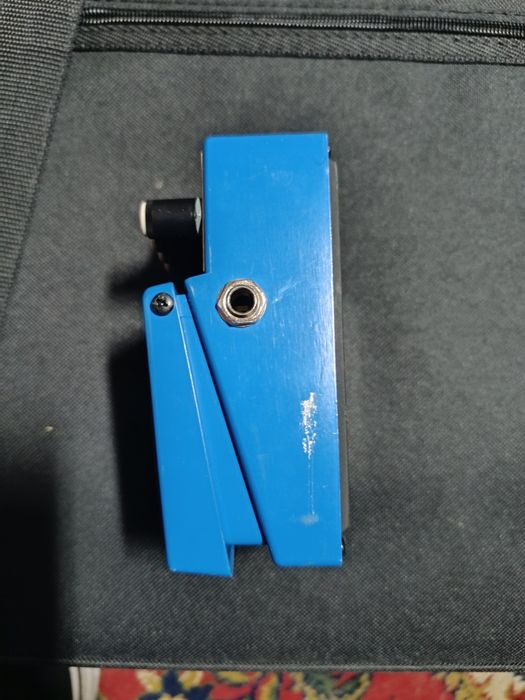 Boss compressor/sustainer CS-3