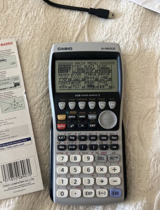 Calculadora cientifica  fx- 9860 casio