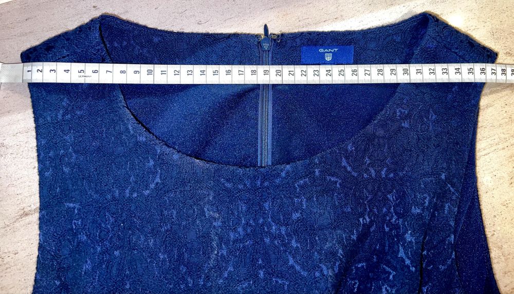 Vestido em renda da Gant