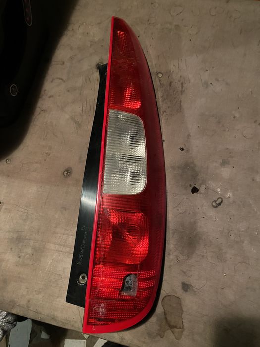 Задняя фара Mitsubishi Colt 2007