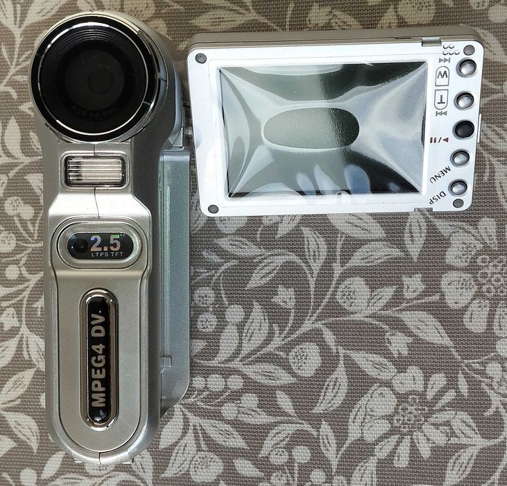 Цифрова відеокамера ZENNOX DV567B 5.1MP неробоча