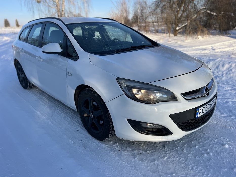 Opel Astra 1.3 cdti  2012 рік