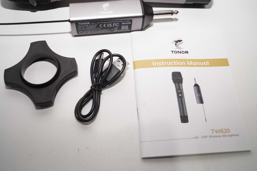 TONOR TW-620 Mikrofon bezprzewodowy z kardionalnym odbiornikiem