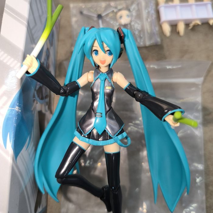 Аниме фигурка Хацуне Мику фигма figma 014 Hatsune Miku Vocaloid