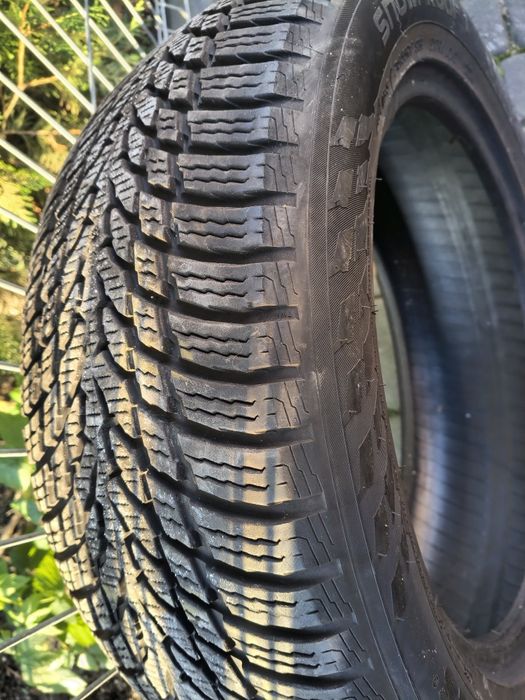 Opony Nokian Tyres Snowproof 1 215/55 r17 98H  XL