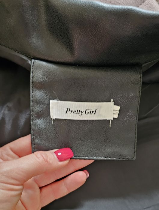 Продам куртку- косуха. Розмір М.