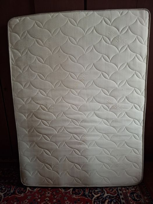 Матрац  на ліжко