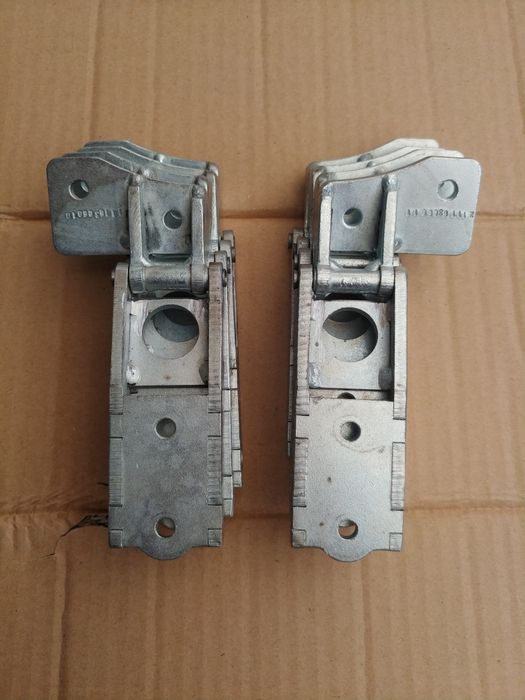 Петля багажника ВАЗ 2111 (КУЗОВ УНИВЕРСАЛ)