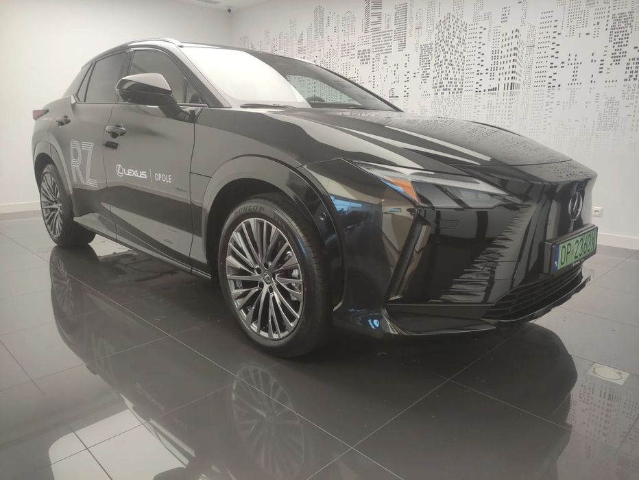 Lexus RZ