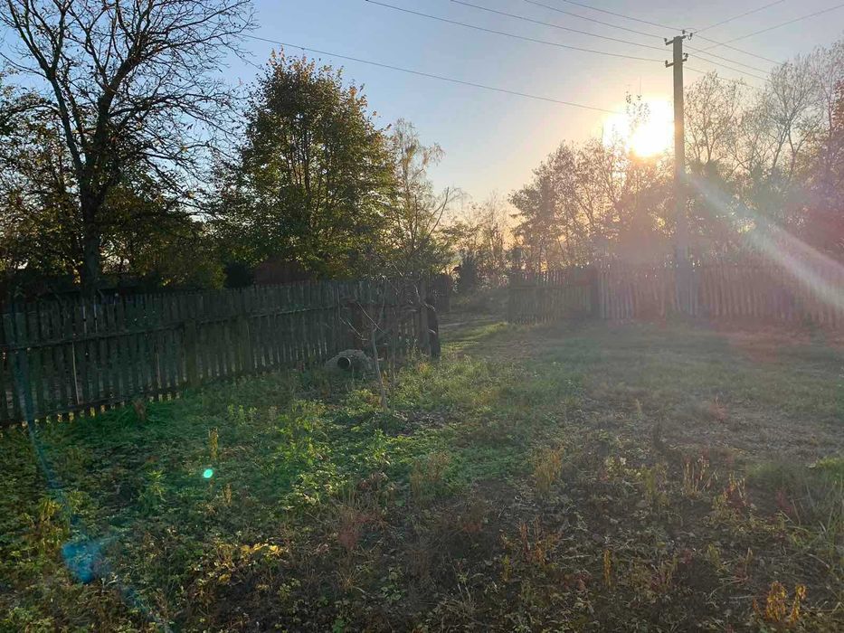 житловий будинок та земельна ділянка 46,5 сот