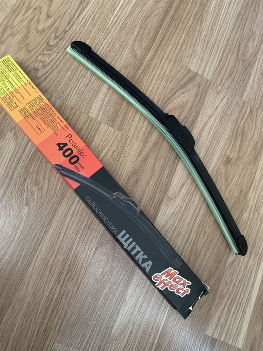 Склоочисник 400 мм новий
