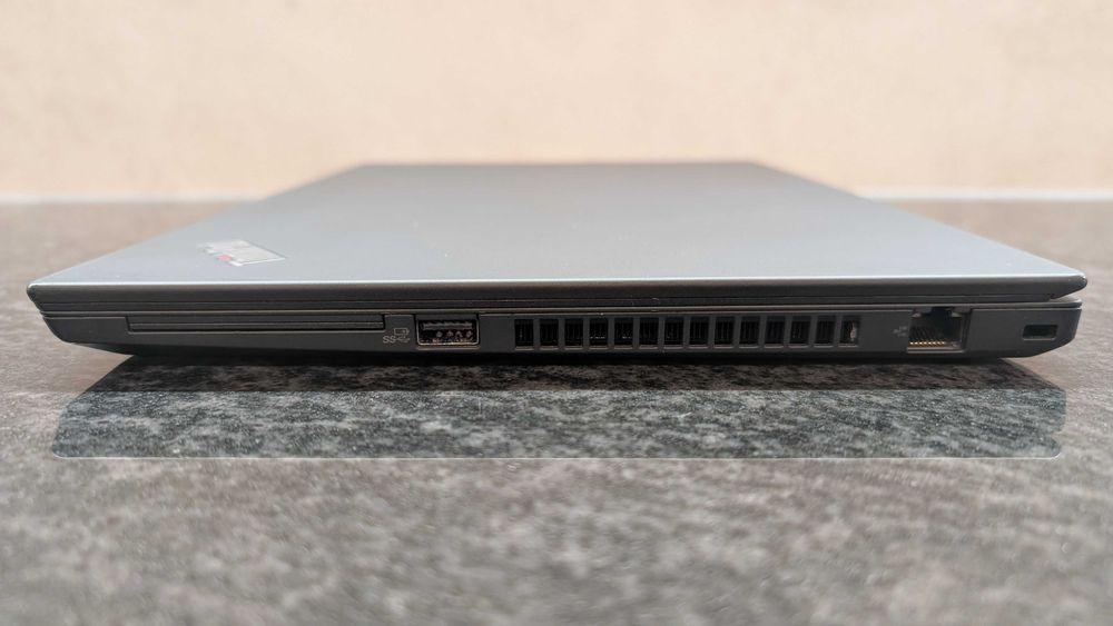 Lenovo ThinkPad T14 Gen2 14" FHD IPS i5-1147G7 16GB 256Gb