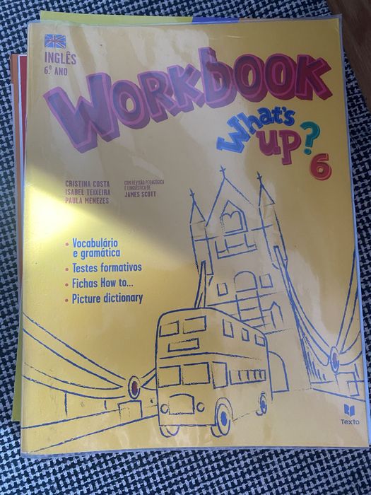 Cadernos de atividades do 6°ano.